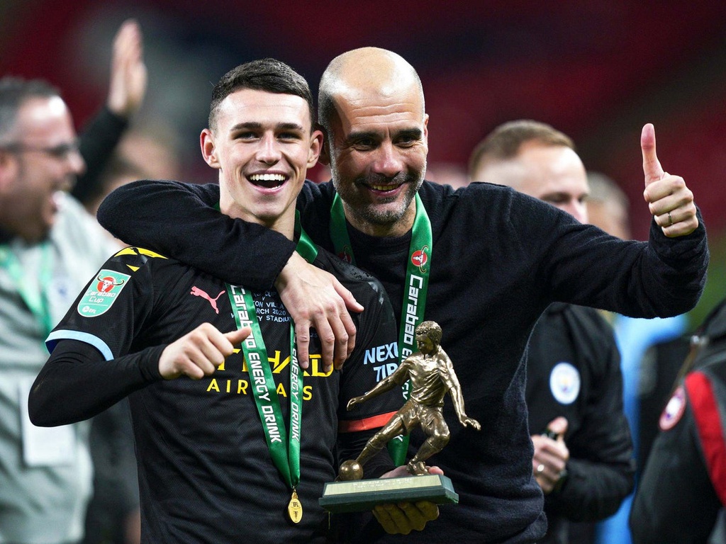 pep-guardiola-va-phil-foden